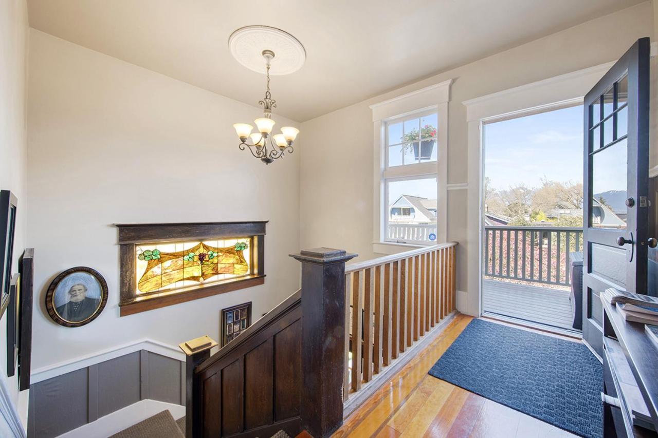 The Ivy On Parker Guest House فانكوفر المظهر الخارجي الصورة